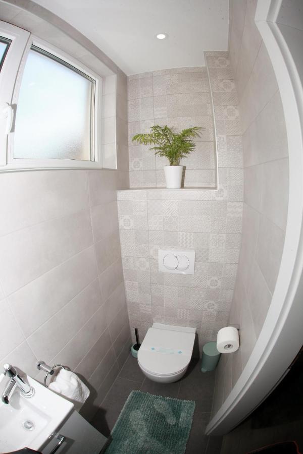 Apartman Lucija Karlovac Exterior foto